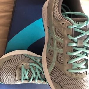 Women ASICS Everyday Comfort
